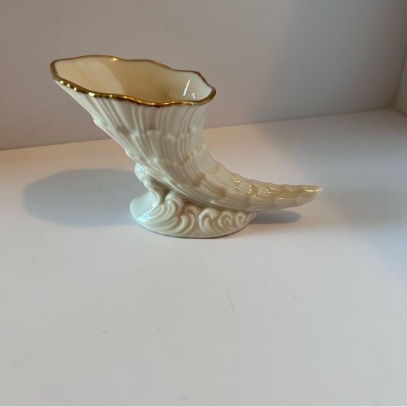 Lenox Cornucopia With Gold Trim - Picture 3 of 6